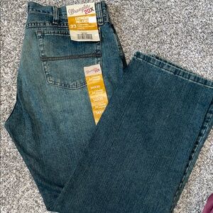 Men’s Wrangler 20X Relaxed Fit Blue Jeans NWT